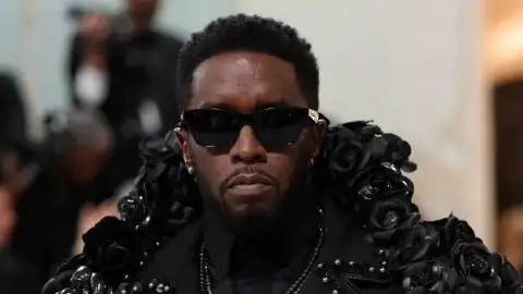 Sean "Diddy" Combs é recebido com aplausos por detentos ao retornar à prisão, diz site