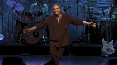 Angela Ro Ro morre aos 75 anos. Relembre 5 sucessos da cantora