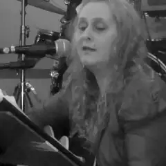 Helena Linhares