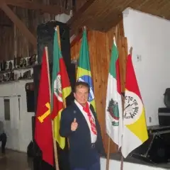 Tchê Moreira